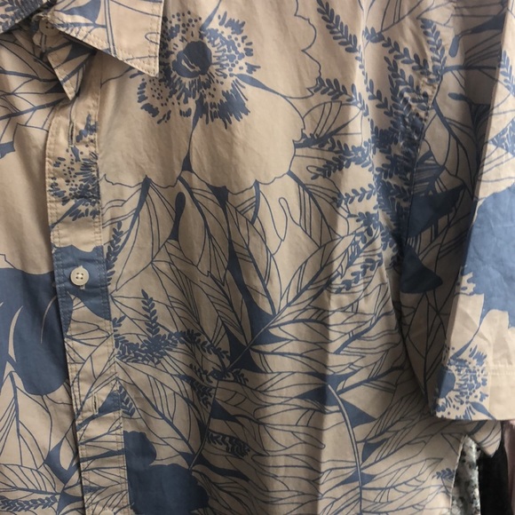 Coastaoro short sleeve button down shirt men’s large NWOT. - Picture 3 of 5